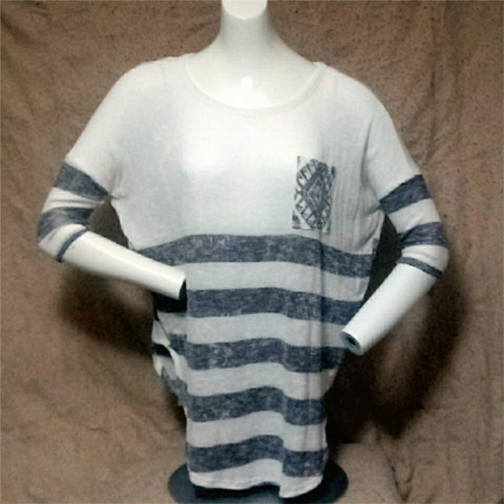 Striped Knit Pocket Loose 3/4 Quarter Sleeve Top